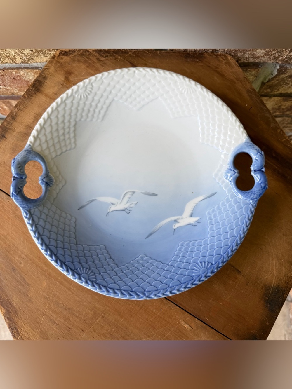 Bing & Grøndahl Copenhagen Seagull Cake Plate Fish-Shaped Handles 10” Diameter